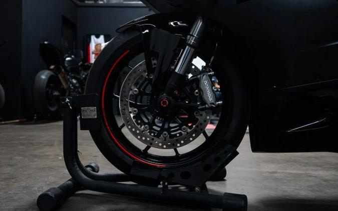 2025 Panigale V2 - Ducati