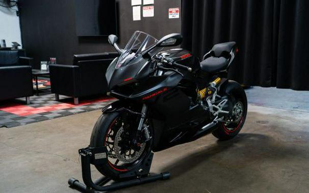 2025 Panigale V2 - Ducati