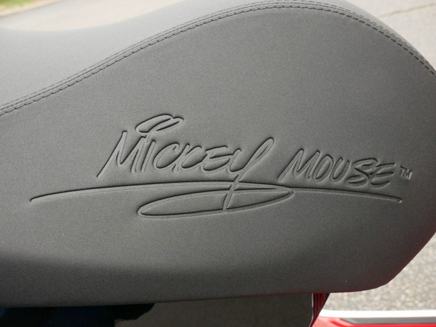2023 Vespa Primavera 150 Disney Mickey Mouse Edition