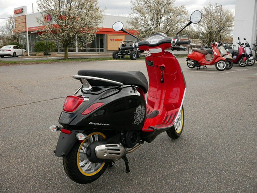 2023 Vespa Primavera 150 Disney Mickey Mouse Edition