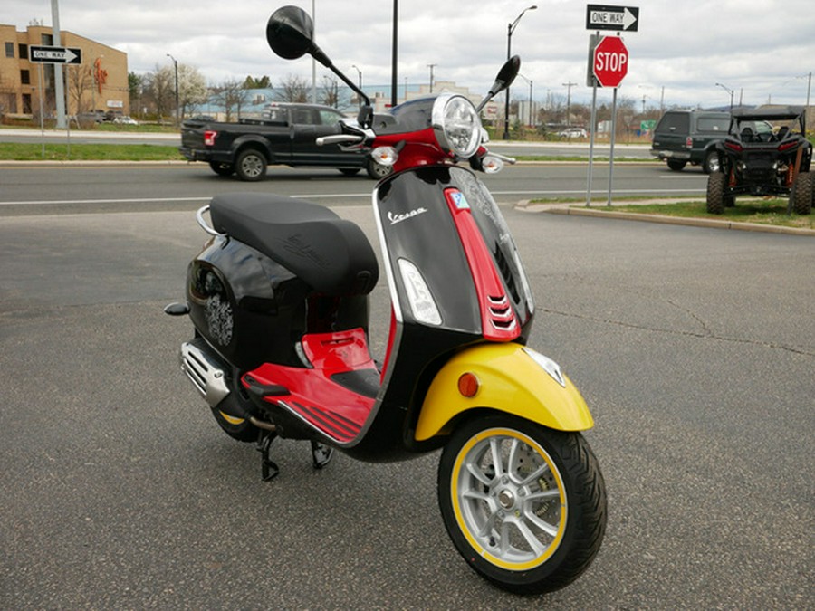 2023 Vespa Primavera 150 Disney Mickey Mouse Edition