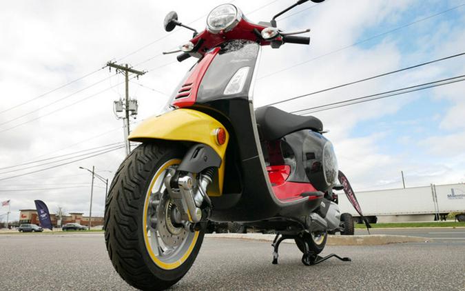 2023 Vespa Primavera 150 Disney Mickey Mouse Edition