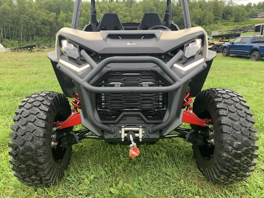 2024 Can-Am® Commander XT-P 1000R