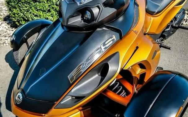 2011 Can-Am® Spyder Roadster RT-S