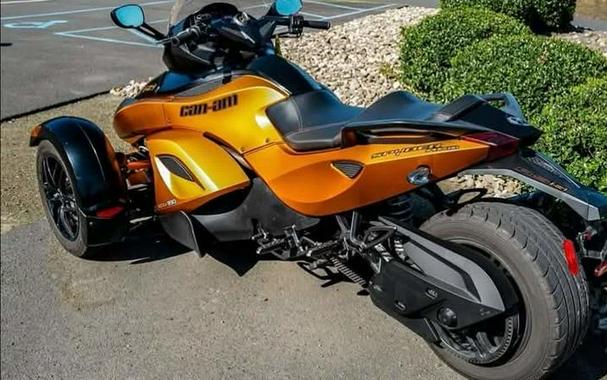 2011 Can-Am® Spyder Roadster RT-S