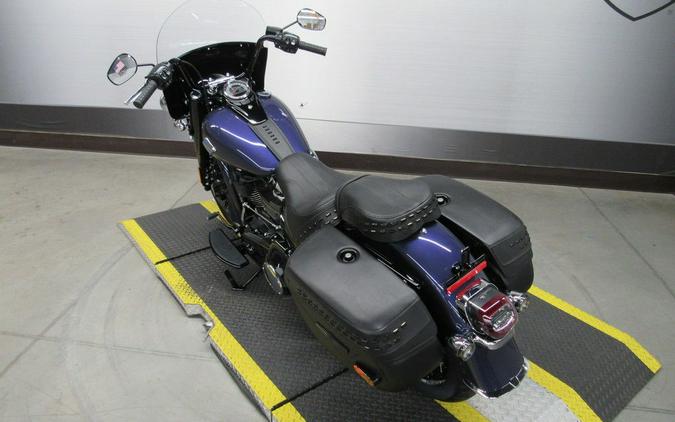 2026 Harley-Davidson® FLHC - Heritage Classic