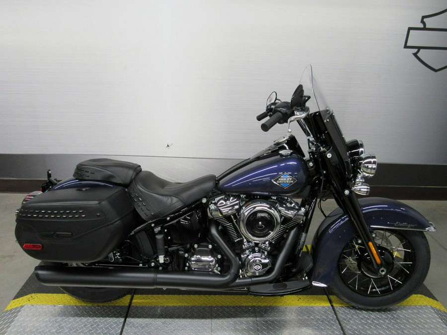 2026 Harley-Davidson® FLHC - Heritage Classic