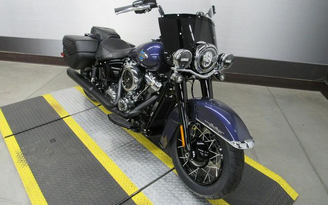 2026 Harley-Davidson® FLHC - Heritage Classic
