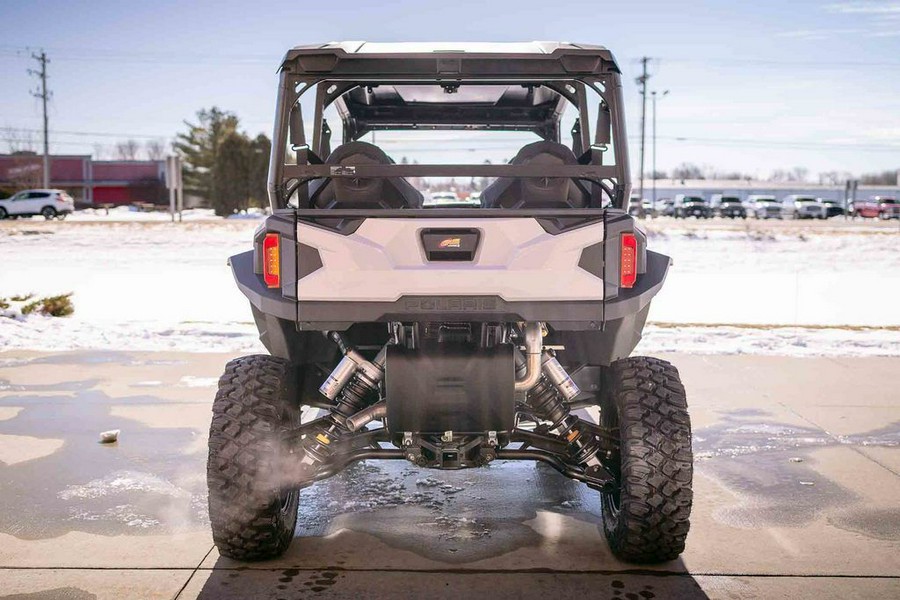 2026 Polaris® General XP 4 1000 Sport