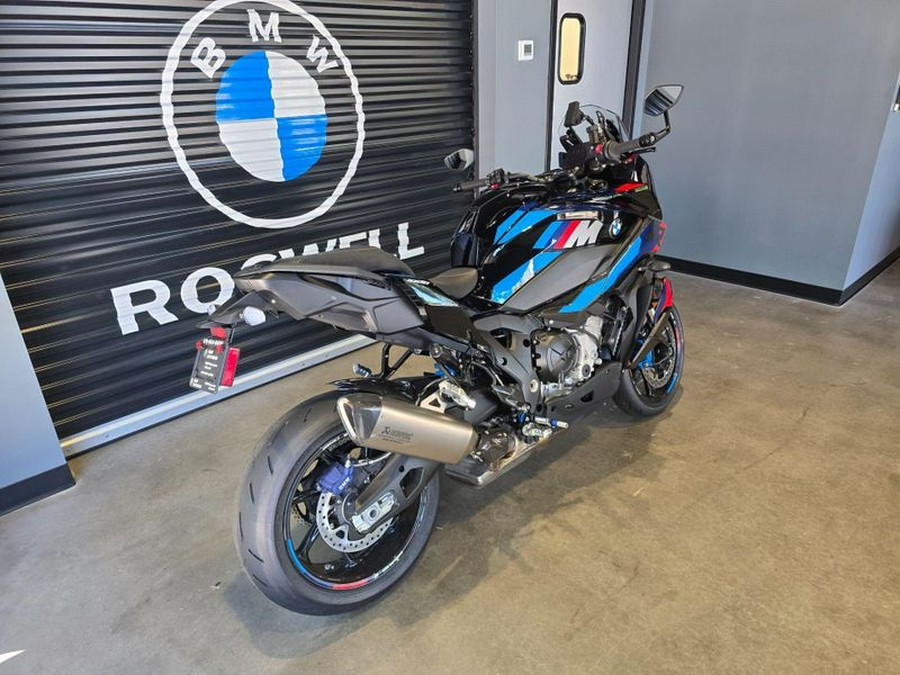 2026 BMW M 1000 XR