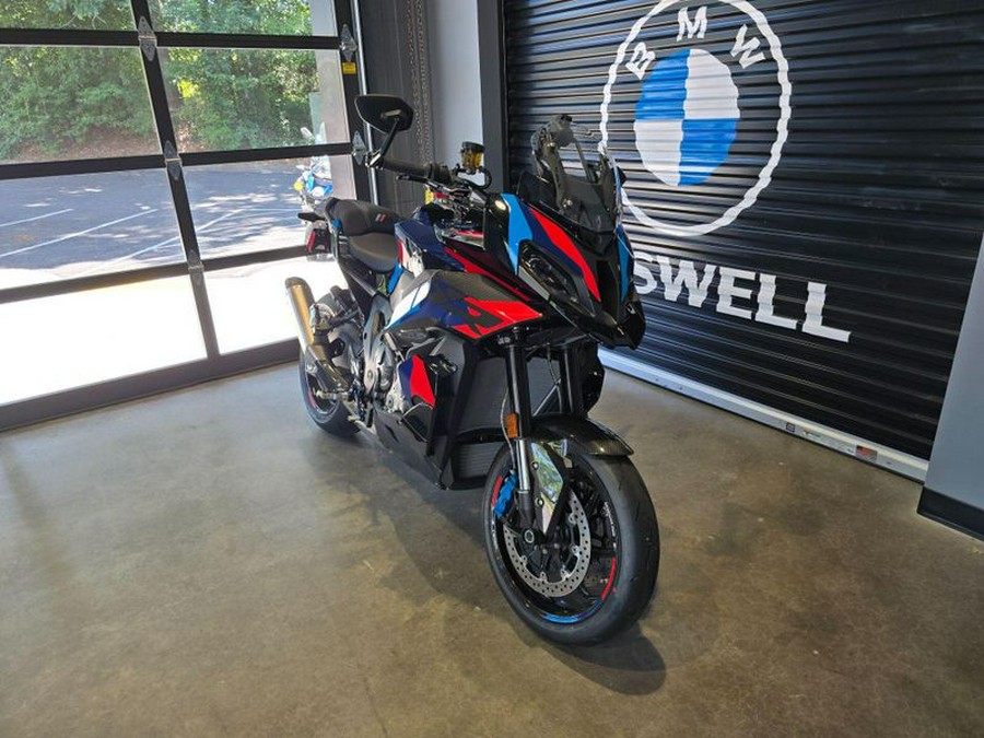 2026 BMW M 1000 XR