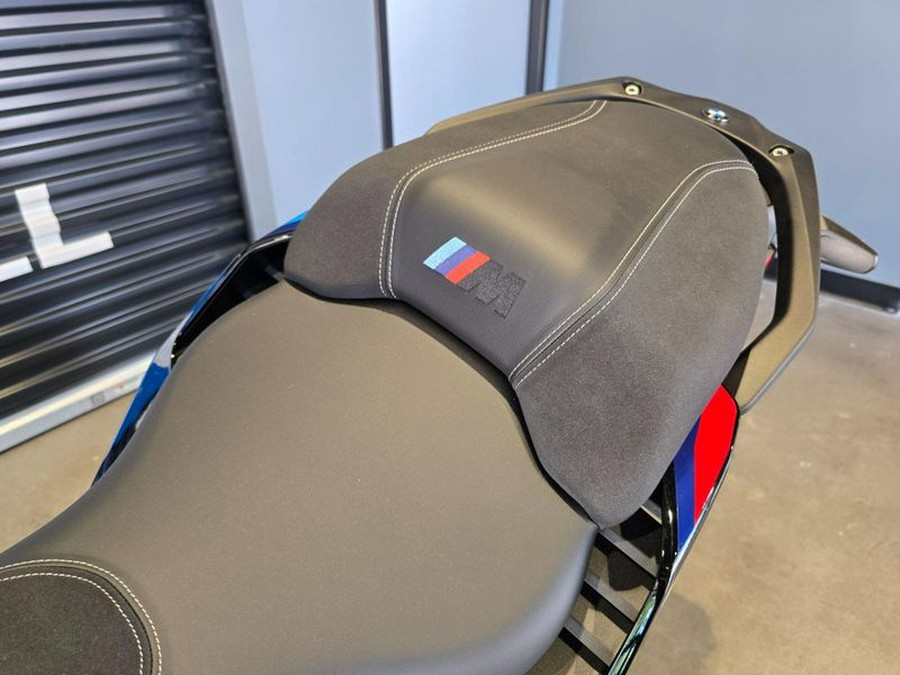 2026 BMW M 1000 XR