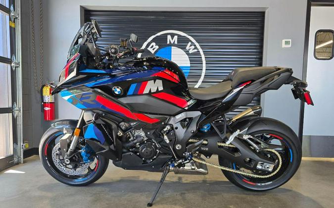 2026 BMW M 1000 XR