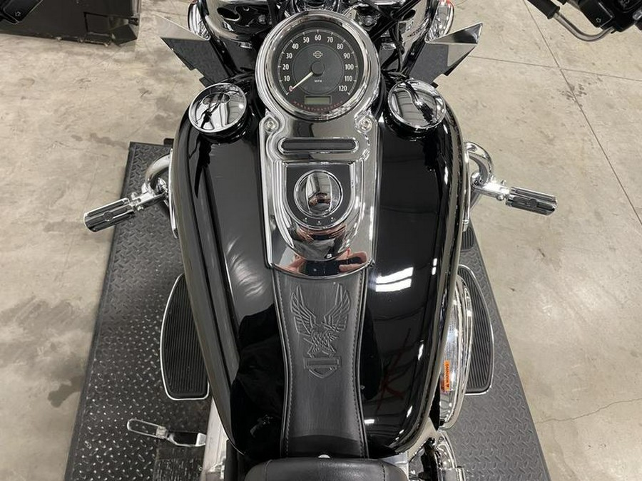 2013 Harley-Davidson® FLD - Dyna® Switchback™