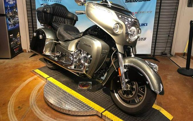 2021 Indian Motorcycle® Roadmaster® Alumina Jade/Thunder Black