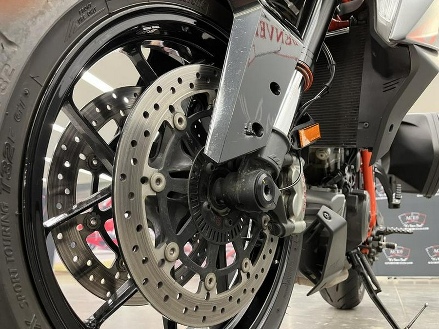 2019 KTM 1290 Super Duke GT