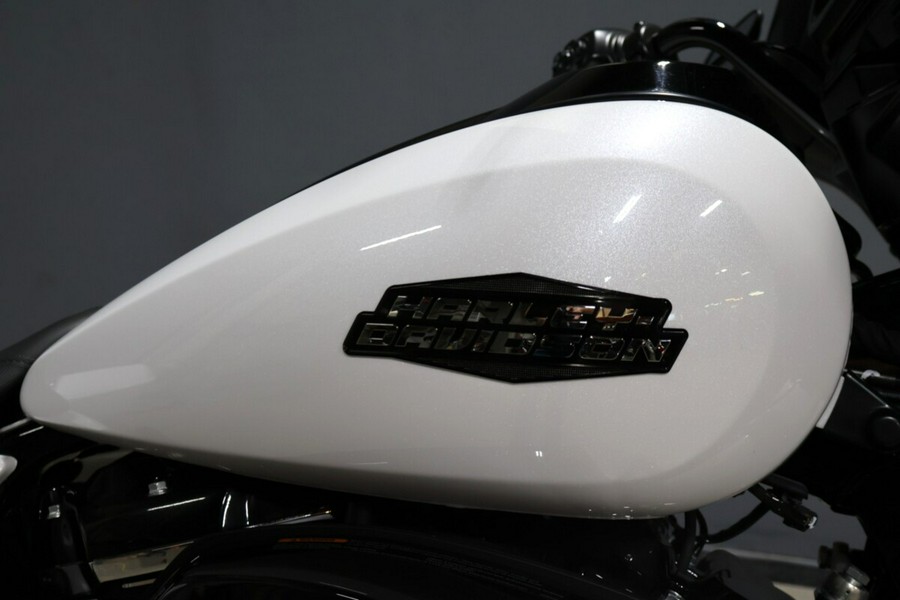 2025 Harley-Davidson Street Glide FLHX