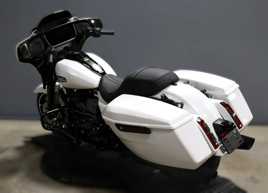 2025 Harley-Davidson Street Glide FLHX