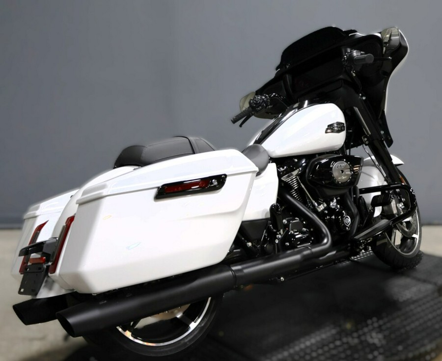 2025 Harley-Davidson Street Glide FLHX