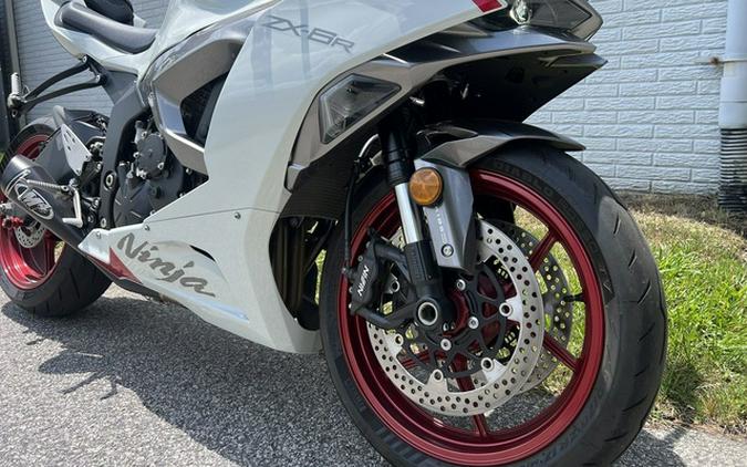 2025 Kawasaki Ninja ZX-6R ABS