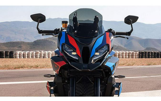2026 BMW M 1000 XR