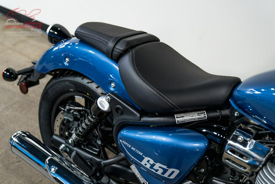 2024 Royal Enfield Super Meteor 650 Astral Blue