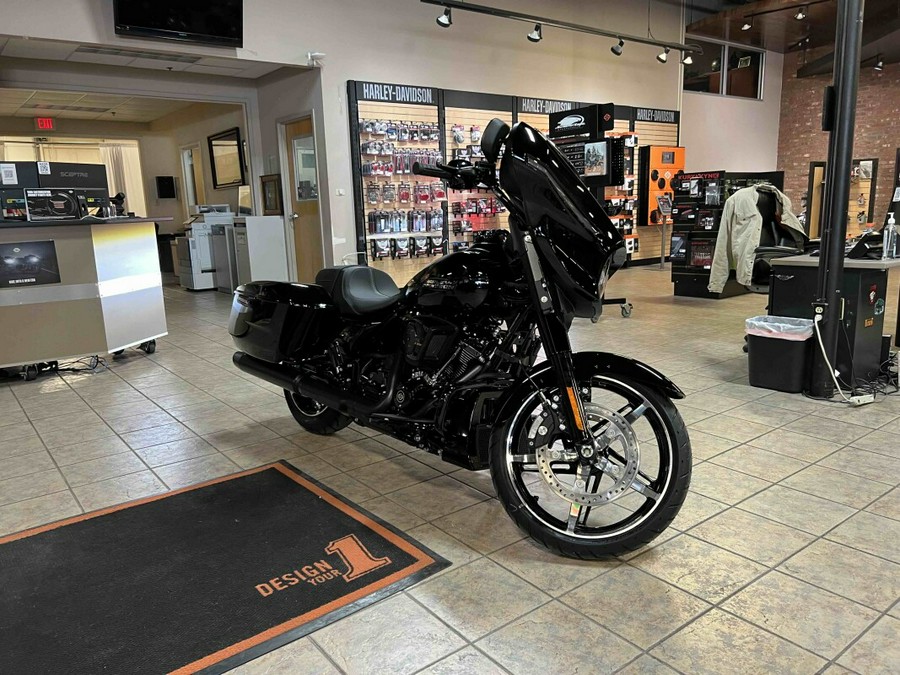 2024 Harley-Davidson Street Glide® Vivid Black