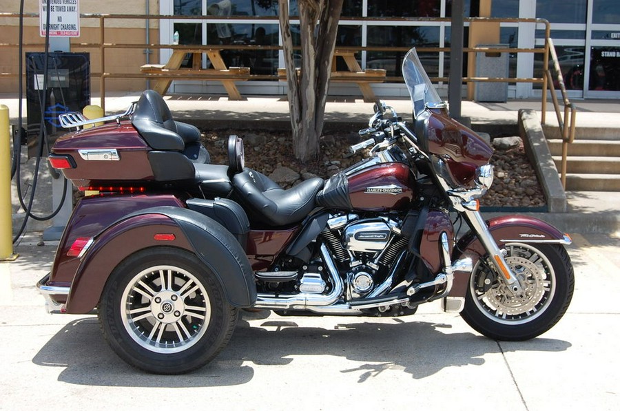 2019 Harley-Davidson® FLHTCUTG - Tri Glide® Ultra