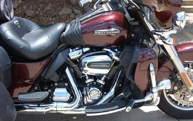 2019 Harley-Davidson® FLHTCUTG - Tri Glide® Ultra