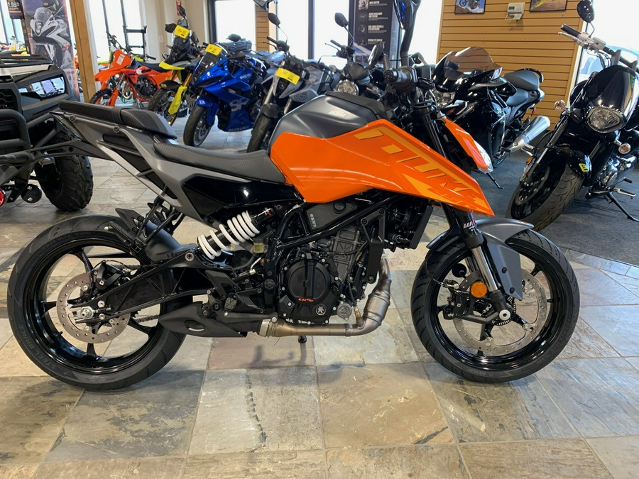 2024 KTM Duke 250