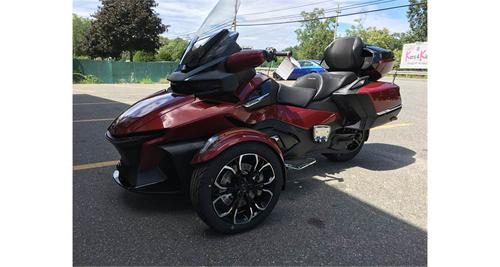 2021 Can-Am Spyder RT Sea-to-Sky First Look Preview