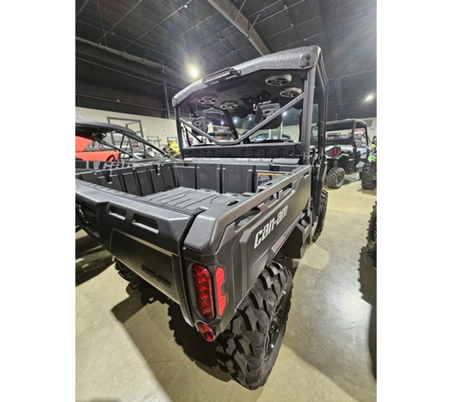 2023 Can-Am Defender DPS HD10 Tundra Green