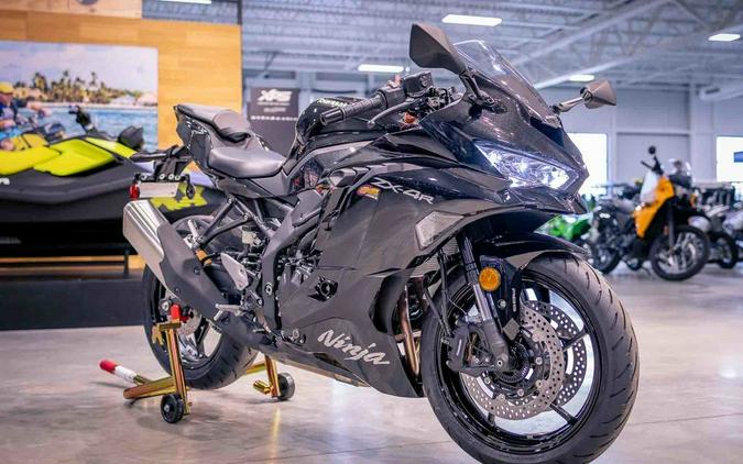 2026 Kawasaki Ninja® ZX™-4R ABS