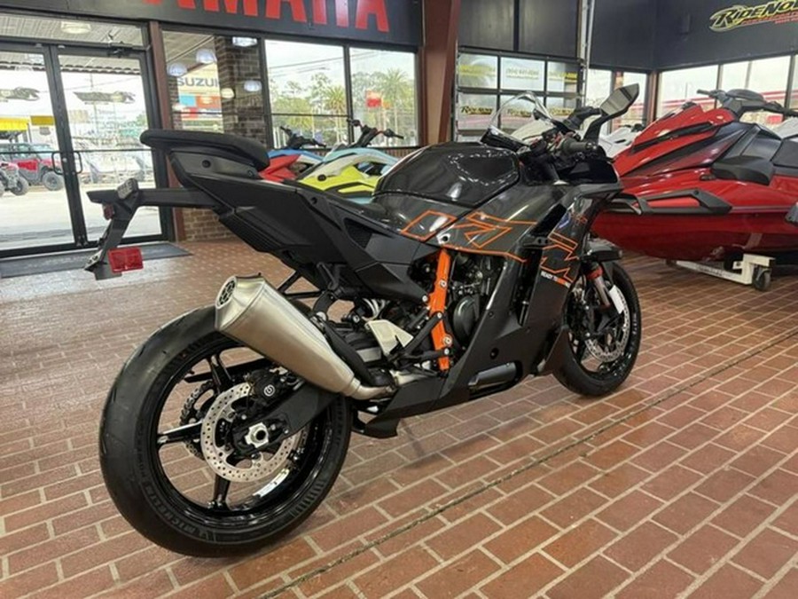 2026 KTM RC 990 R