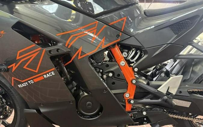 2026 KTM RC 990 R