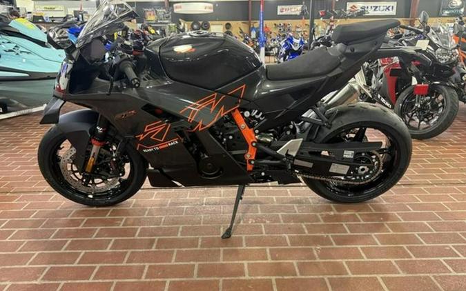 2026 KTM RC 990 R