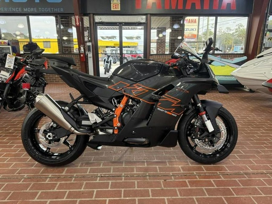 2026 KTM RC 990 R