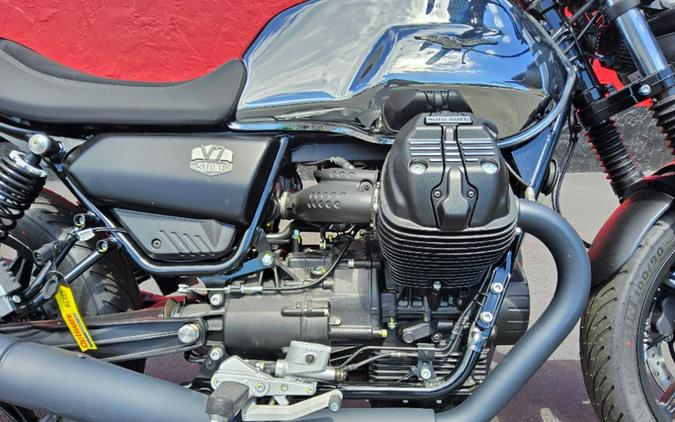2025 Moto Guzzi V7 Stone