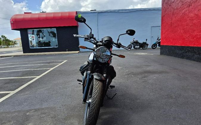 2025 Moto Guzzi V7 Stone
