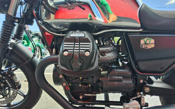 2025 Moto Guzzi V7 Stone