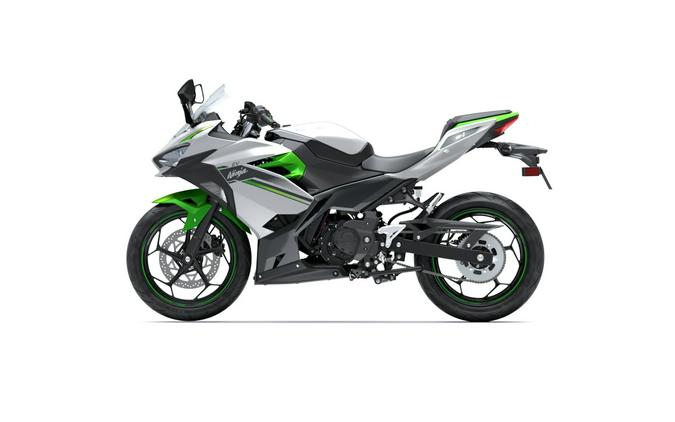 2027 Kawasaki NINJA E-1 ABS Metallic Bright Silver/Metallic Matte Lime Green