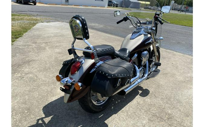 2012 Kawasaki VULCAN 900 CLASSIC LT