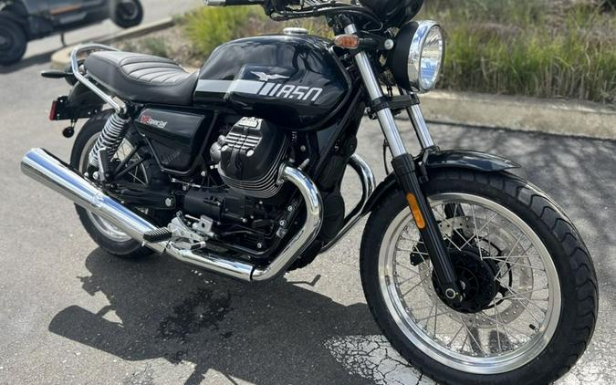 2023 Moto Guzzi V7 Stone Special Edition First Look