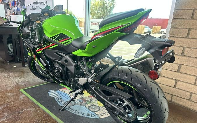 2024 Kawasaki Ninja® ZX™-4RR ABS KRT Edition ABS