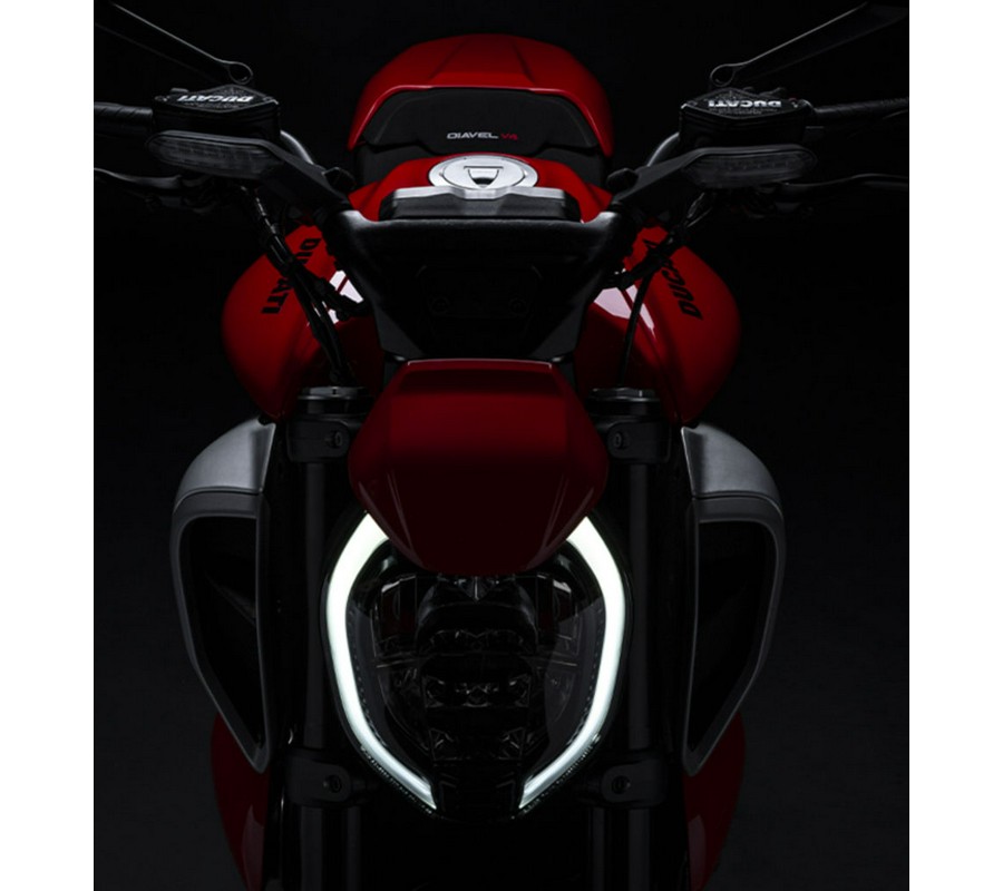 2024 Ducati Diavel V4