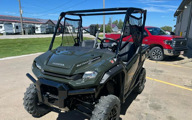 2024 Honda Pioneer 1000 Deluxe