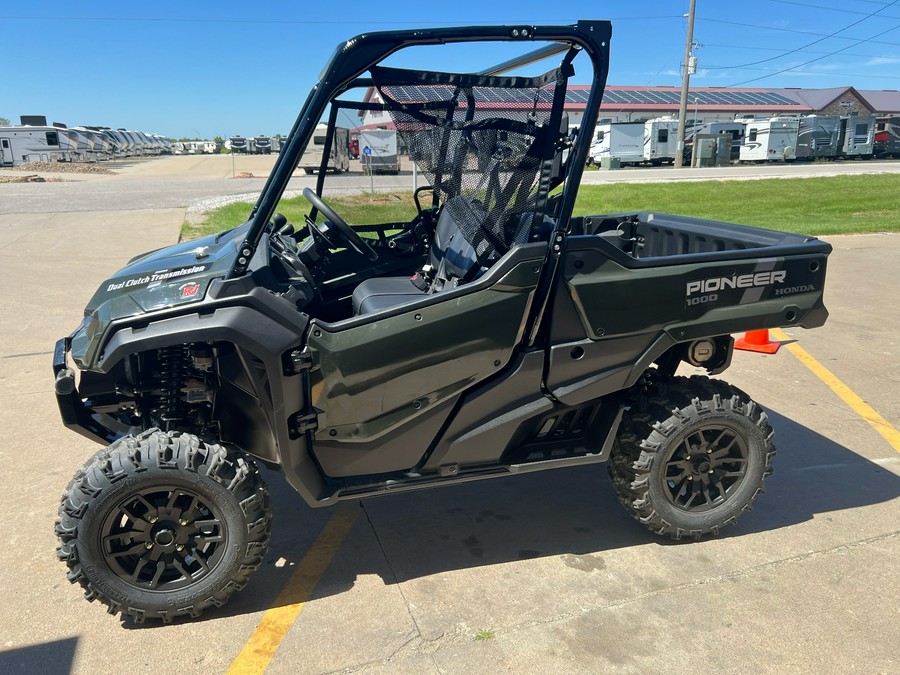 2024 Honda Pioneer 1000 Deluxe