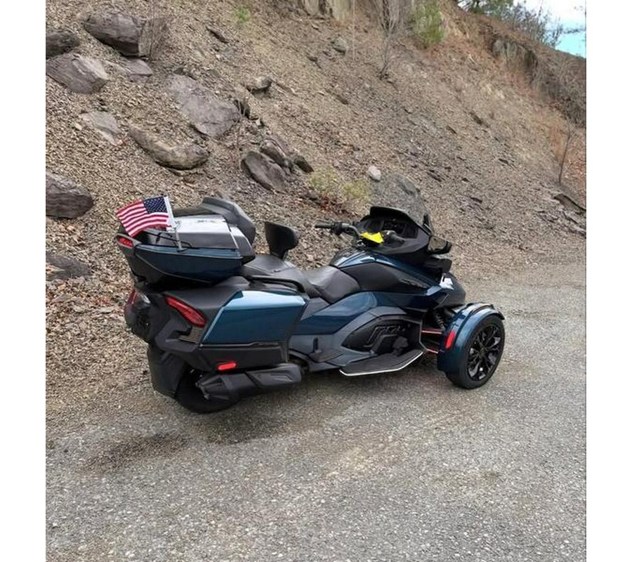 2020 Can-Am® Spyder® RT Limited Dark