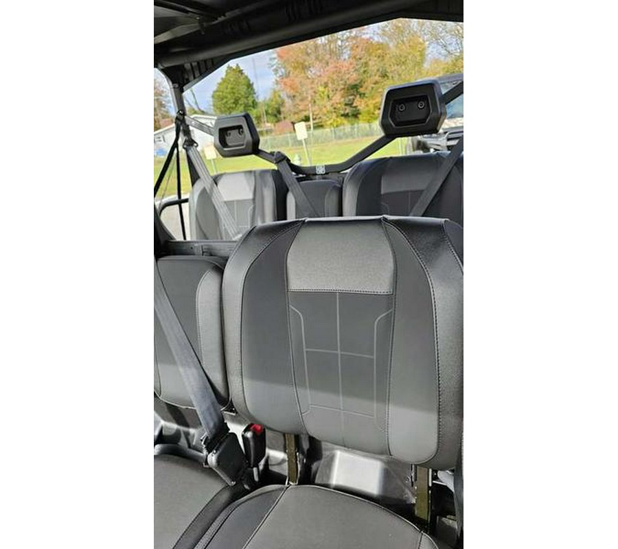 2026 Can-Am® Defender MAX XT HD11 With 10.25 in.display