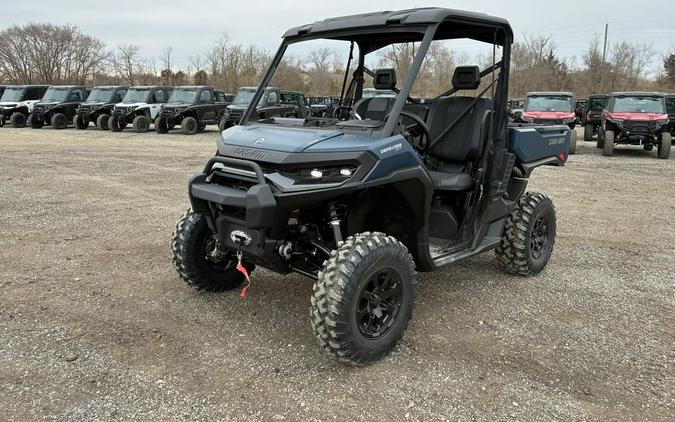 2026 Can-Am Defender XT HD11